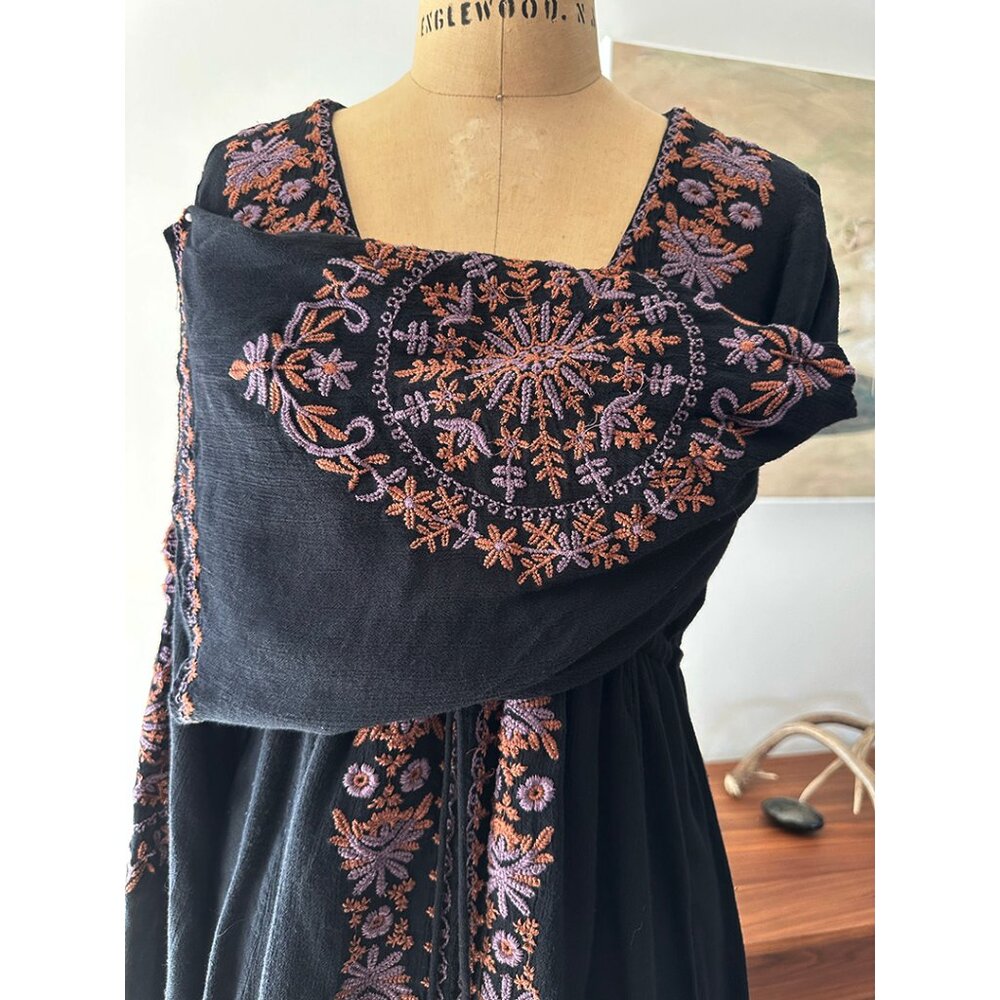FREE PEOPLE Boho Embroidered dress Size M - Picture 2 of 8